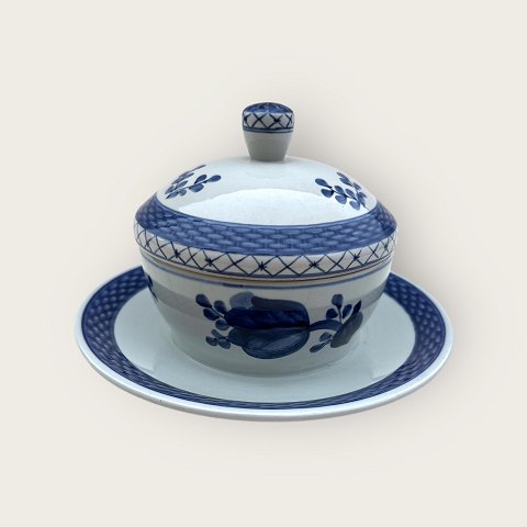 Royal Copenhagen
Tranquebar
Smørskål
#11/ 1263
*350Kr