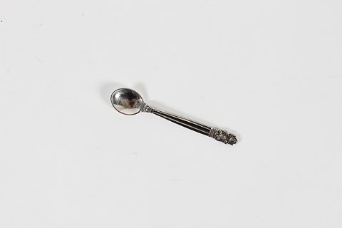 Georg Jensen
Acorn cutlery
Salt spoon
L 8 cm