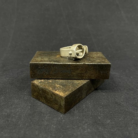 Moderne ring fra W. S. Sørensen