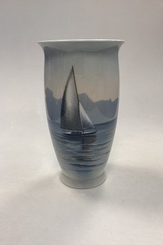 Bing and Grøndahl Art Nouveau Vase - Sailboat No. 8661/450