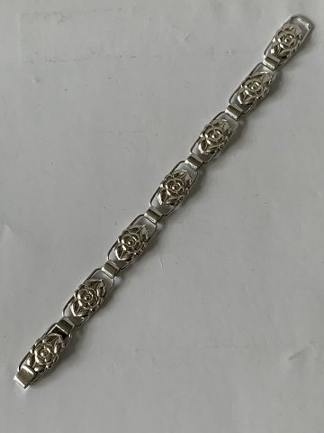 Armbånd i Sølv
Stemplet 830S Chr.V
Længde 19,5 cm