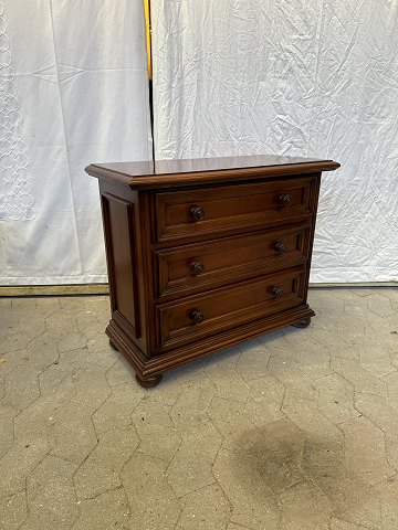 item no: 90781