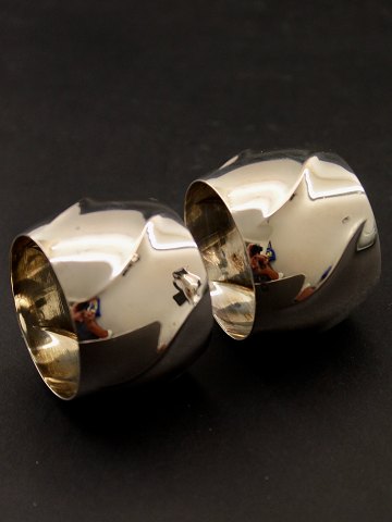 item no: 590379