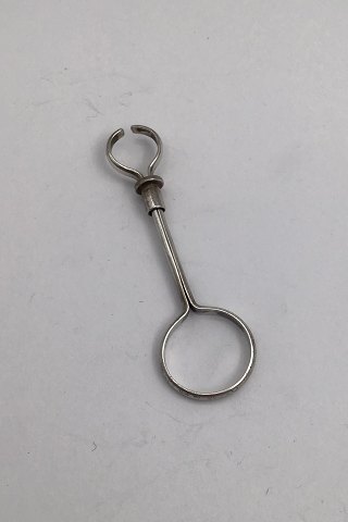 item no: 590485
