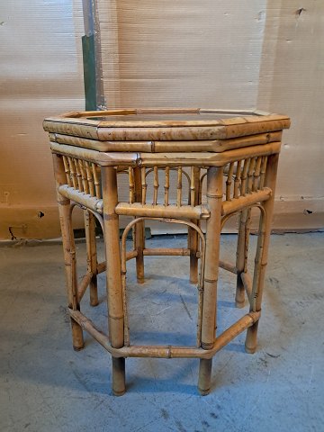 item no: 76445