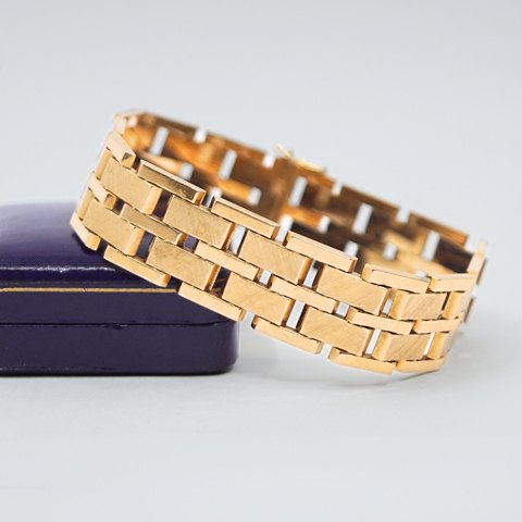 Armschmuck