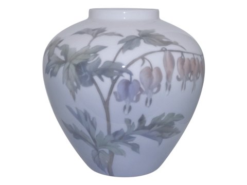 Royal CopenhagenStørre Art Nouveau vase med fuchsia fra 1898-1923