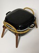 Pot with stand of bast and teak
JHQ