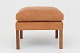 Børge Mogensen / Fredericia Furniture
BM 2202 - Reupholstered easy chair in Dunes Cognac leather w. legs in teak. 
KLASSIK offers upholstery of the foot stool in fabric or leather of your choice.
Availability: 6-8 weeks
Renovated
