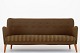 Dansk Snedkermester
3 pers. sofa i originalt grøn/brun-stribet uld m. ben i bøg.
1 stk. på lager
Pæn, brugt stand
