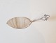 Cake server in silver