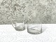 Zucker und Sahne in Glas gesetzt
*75DKK