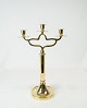Tall three armed candlestick in brass and in great condition from the 1920s.
5000m2 showroom.
