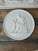 B&G biscuit Platter - Cupid complains to Venus about the sting of a bee - 29 cm.