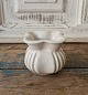 Michael Andersen small fluted vase in cream-colored glaze 7.5 cm.