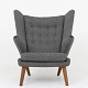 Hans J. Wegner / AP Stolen
AP 19 - Reupholstered Papa Bear Chair in Hallingdal 65 wool (colour: 126). 
KLASSIK offers the chair in textile and/or leather of your choice. Please 
contact us for more information.
Contact us regarding stock
Renovated

