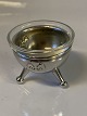 French Lily salt pan silver stain
A little chipped in effort
Height Approx. 3.5 cm