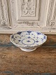 Royal Copenhagen Musselmalet halvblonde skål på fod No. 511