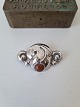 Art Nouveau brooch in silver with amber pearl