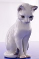 Bing & Grøndahl figur 2453 Kat 
 
