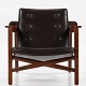 Edvard & Tove Kindt-Larsen / Matzform
Kaminstol / Fireplace Chair i teak og brunt semianilin-læder. Nyere produktion.
1 stk. på lager
Pæn, brugt stand
