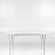 Piet Hein / Fritz Hansen
Superellipsebord i hvid laminat med spændben af stål.
1 stk. på lager
Pæn, brugt stand
