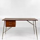 Børge Mogensen / Søborg Møbelfabrik
SM 202 - Desk in teak with steel frame and drawers.
1 pc. in stock
Used condition

