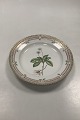 Royal Copenhagen Flora Danica Salat Tallerken No 20 / 3573