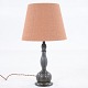Just Andersen / Own workshop
Table lamp in disco metal w. bordeaux lamp shade.
1 pc. in stock
Good, used condition
