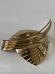 14 Karat gold, brooch with diamonds
Measures 5.0 x 3.5 cm.