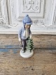 Royal Copenhagen Års julefigur 2002 Dreng med juletræ no. 032