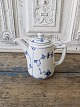 Royal Copenhagen Musselmalet riflet hotelporcelæn lille kaffekande no. 2213