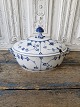 Royal Copenhagen Musselmalet riflet terrin no. 214