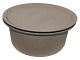 Ildpot
Large lidded round bowl 28.5 cm.