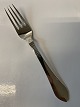 Georg Jensen Frokost Gaffel Antik nr. 4 / Continental 4 Sølv
Længde 17,5 cm