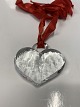 Beautiful little heart in clear glass designed by Bertil Vallien for Kosta Boda.Size 4,6 x 4,6 cm.