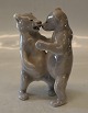 0824-1233 To stående brune bjørne 13 x 8 cm Erik Nielsen 1907 Kongelig Dansk Porcelænsfigur