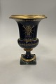 Fransk Sevres Vase i blå med guld dekoration