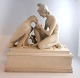 Ganymedes med Jupiters ørn. Gips figur. Længde 38 cm. Højde 38 cm. Der er et afslag på soklen. (se foto)