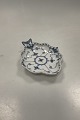 Royal Copenhagen Musselmalet Helblonde Bladformet fad No 1076