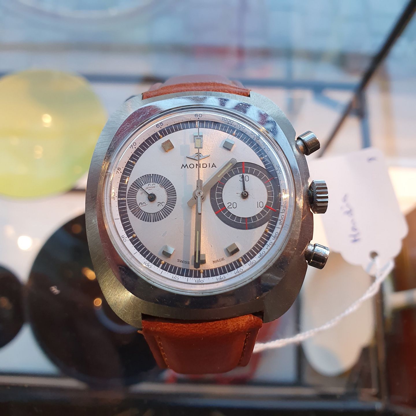 Mondia chronograph deals