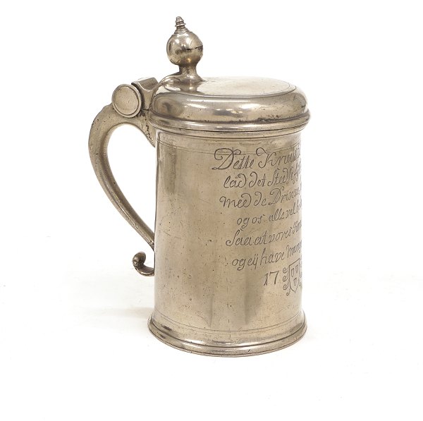 Johan Grønnander, Copenhagen, 1777-1802: A large pewter mug. Dated 1787. H: 23cm