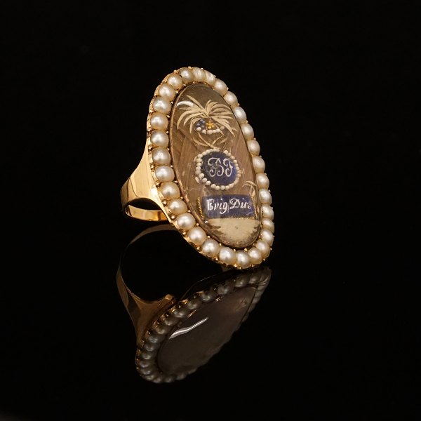 A 19th century 14kt Danish gold ring. Ringsize 47