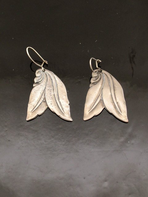 A pair of sterling silver ear hangers