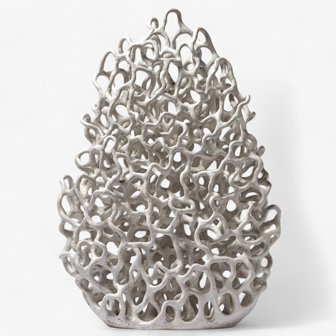 Barbro Åberg.
Stor keramisk skulptur (unika). Titel: 