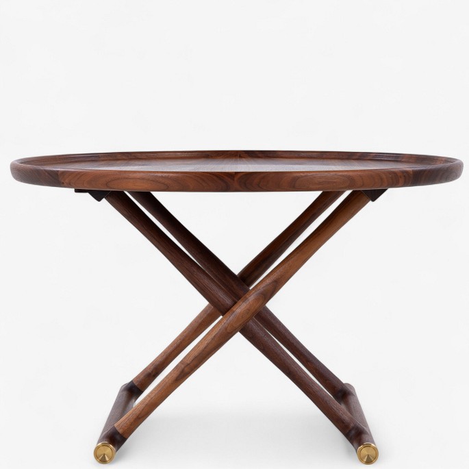 Mogens Lassen / Carl Hansen & Søn.
