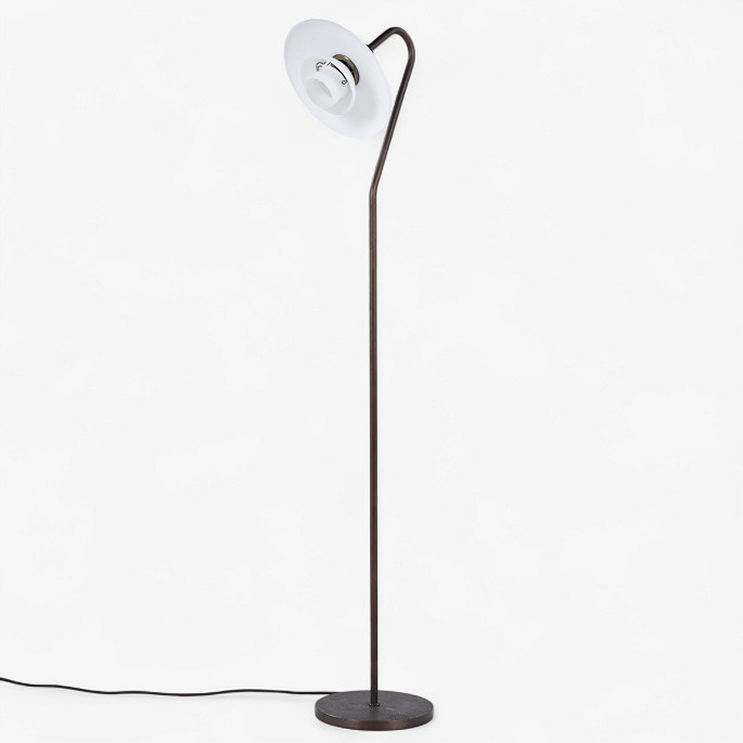 Louis Poulsen / Poul Henningsen.
PH 3/2 - 